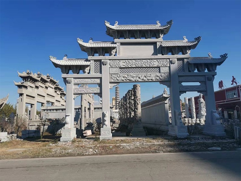 村口石牌坊美麗鄉(xiāng)村建設中一道靚麗的風景